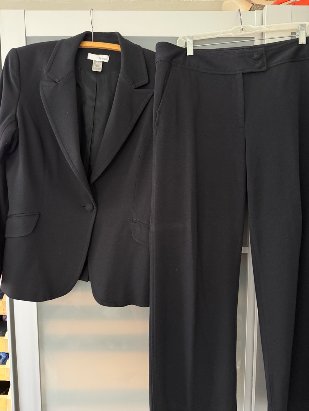 Spiegel Black Women's Two-Piece Pantsuit Blazer & Trousers